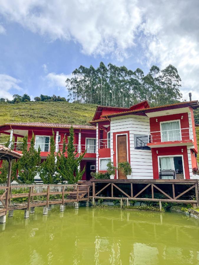 Ampla Casa De Campo - Afaven Aguas Mornas Bagian luar foto