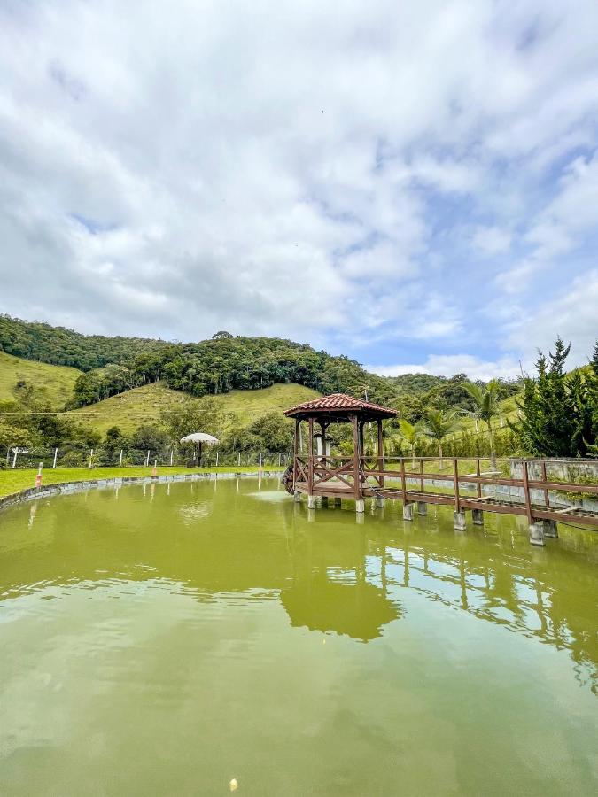 Ampla Casa De Campo - Afaven Aguas Mornas Bagian luar foto