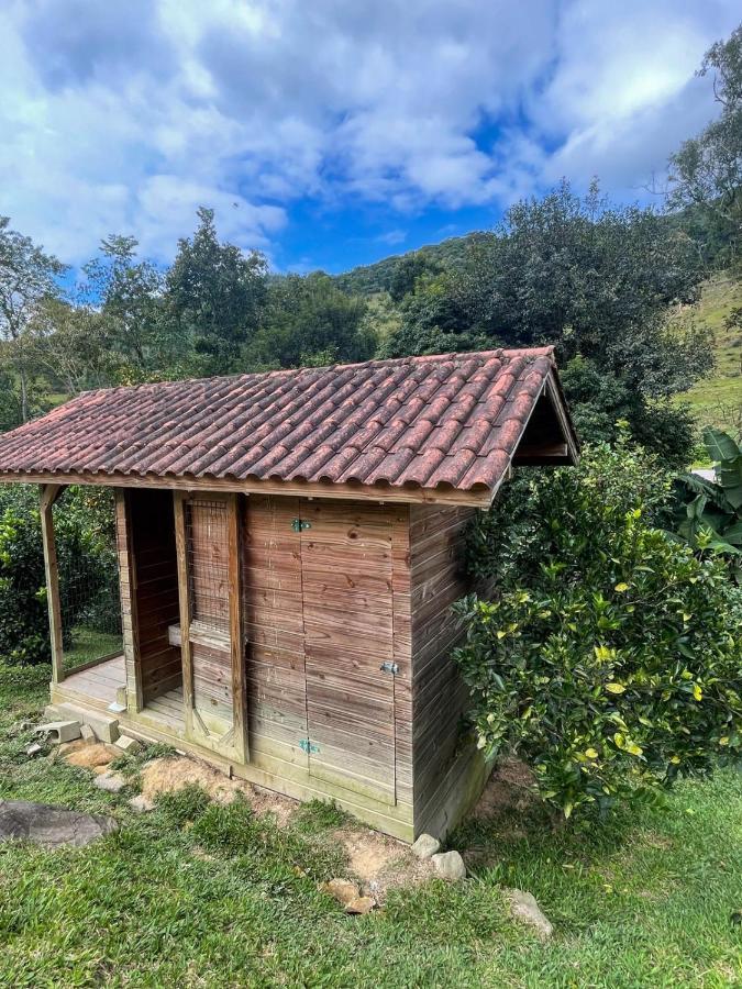 Ampla Casa De Campo - Afaven Aguas Mornas Bagian luar foto