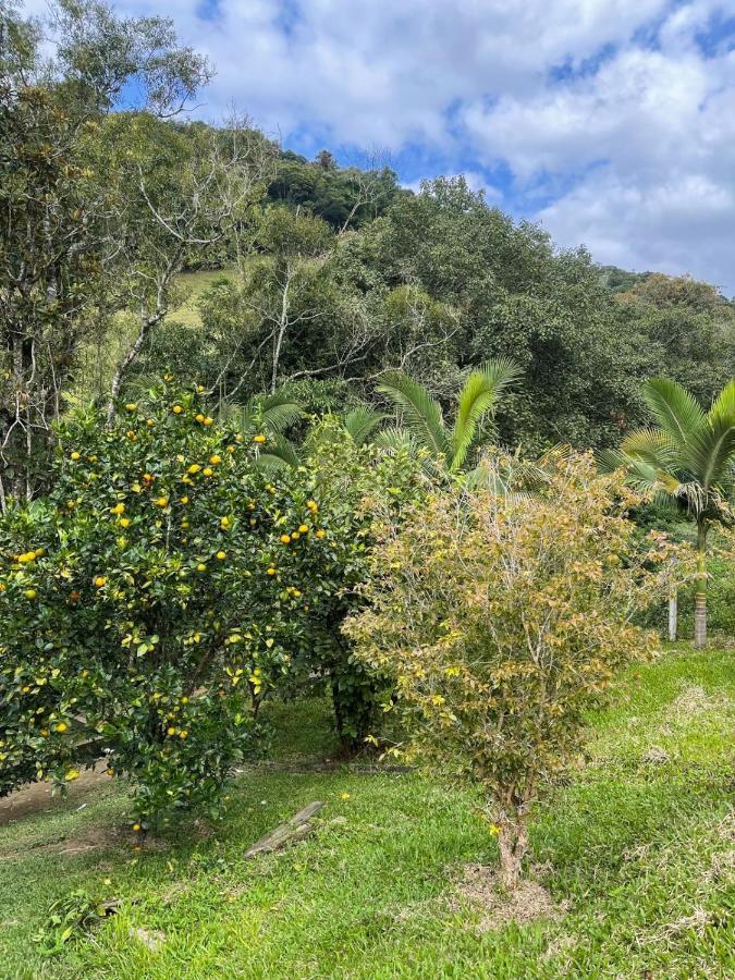Ampla Casa De Campo - Afaven Aguas Mornas Bagian luar foto