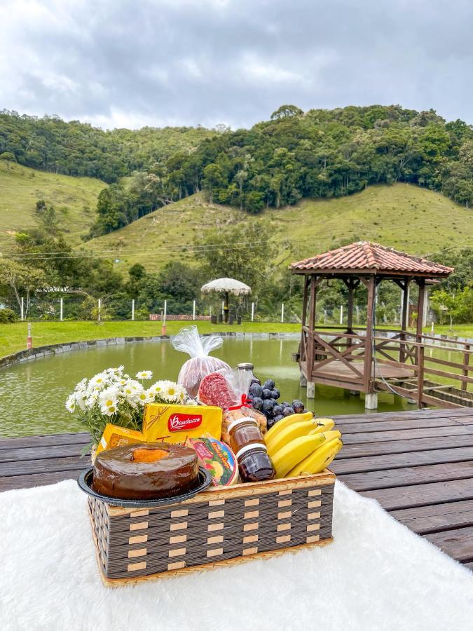 Ampla Casa De Campo - Afaven Aguas Mornas Bagian luar foto